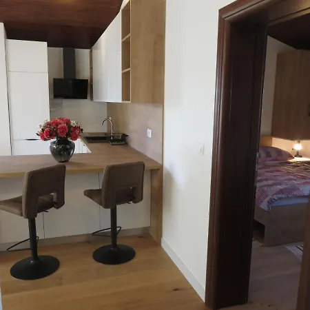 Amfa 比奥格勒·纳·莫鲁