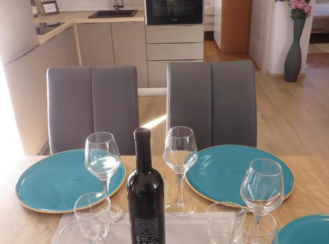 Amfa 아파트 비오그라드나모루