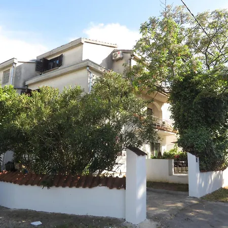 Apartment Amfa *