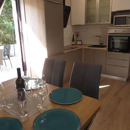 Apartment Amfa *