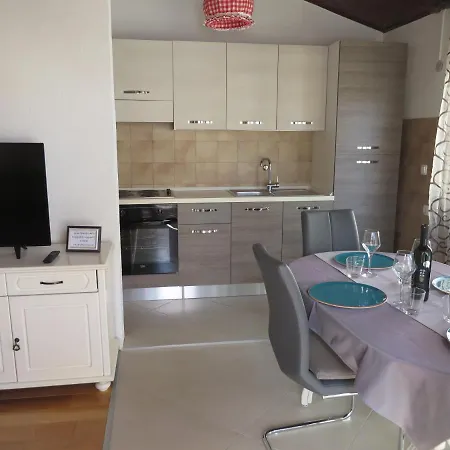 Amfa Apartment