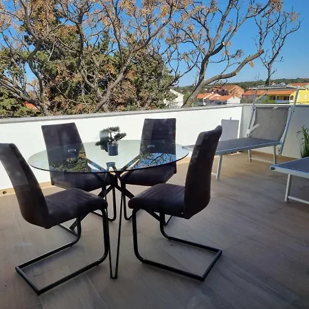 Apartment Amfa *