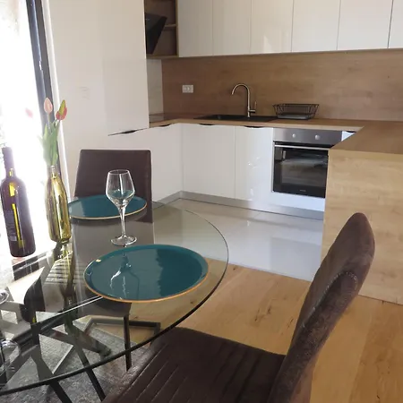 Apartment Amfa *