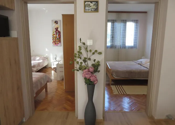 Amfa ביוגראד נה מורו