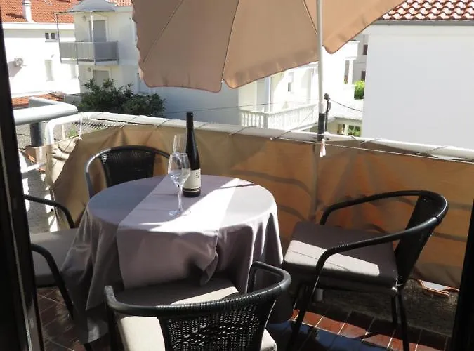 Amfa דירה ביוגראד נה מורו