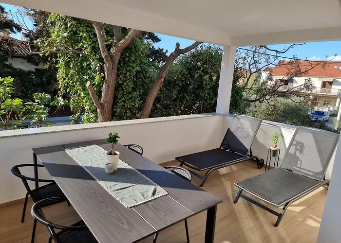 Amfa ביוגראד נה מורו